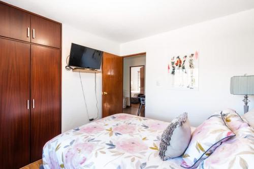 Family House in Mixcoac 3 Bedrooms with Private Parking