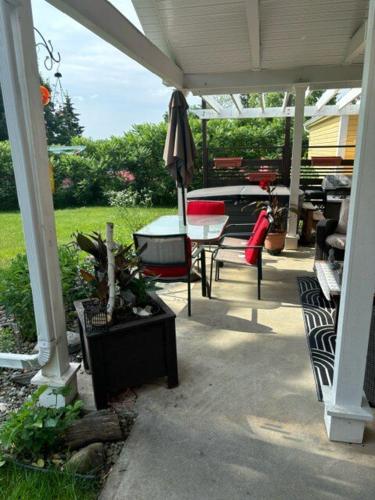 Paradise Eastern Township cottage in โคแวนส์วิลล์ (QC)