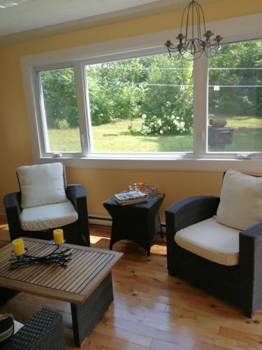 Paradise Eastern Township cottage in โคแวนส์วิลล์ (QC)