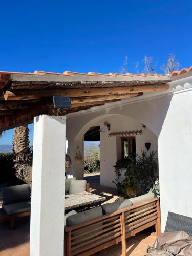Casa Capilla Charming in picturesque white village in Pilarejo