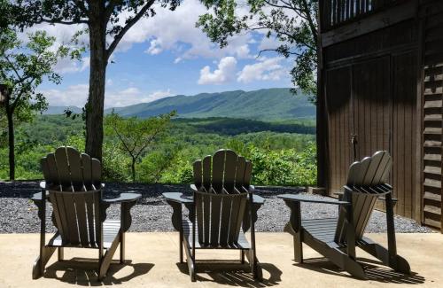 Shenandoah Retreat - Family Home - image 13