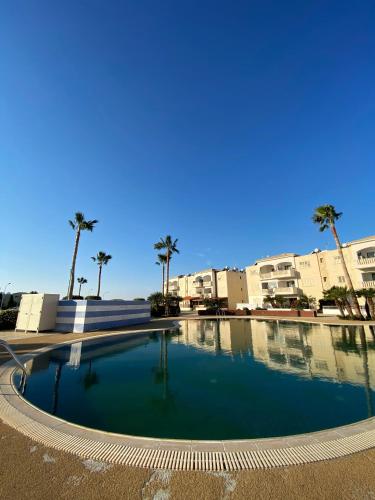 Úszómedence, STAY Meadow Vista Apartment in Mandriá