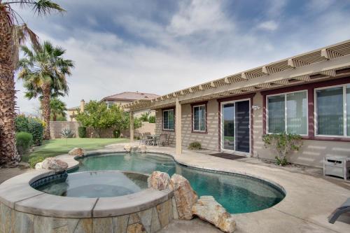 Indio Getaway with Private Pool and Putting Green in Indio, Vereinigte Staaten von Amerika