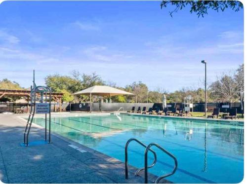 Cozy Sunterro Serenity in North Austin Pet Friendly Cozy Sunterro Serenity in North Austin Pet Friendly