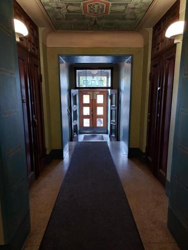 Spacious studio by the sea 41 m2 in Hakaniemi