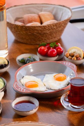 Heros Hotels Bozcaada