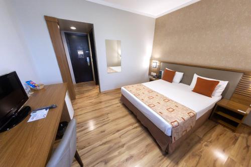 1 double bed