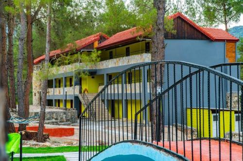 Gökbük Serenity Hotel – khách sạn tại Sahilkent