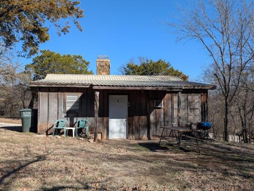 Cedarvale Cabins Turner Falls - image 13