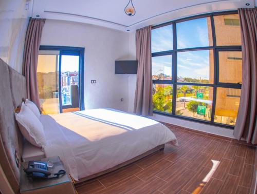 Iekārtas, Hotel Ibiza in Azemmour
