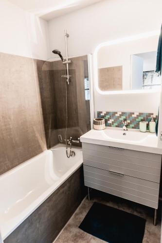 Studio cosy & climatisé au cœur de Toulouse - Quartier des Carmes, Toulouse (photo 10)