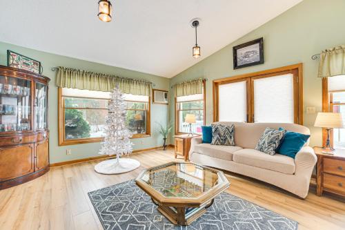 Boyne City Retreat Near Beaches and Mtn Resort! in Boyne City, USA