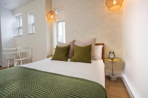 Studio #18 - Self Check-In - Plateau - St-Denis - Apartment - Montréal