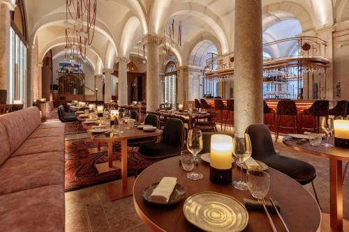 648720714 Convent Square Lisbon, Vignette Collection by IHG