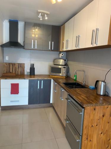 مطبخ, Guest Suite in Half Moon Bay in هالف مون باي