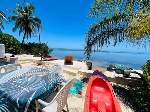 พายเรือแคนู, Pension Hiro Moorea avec Accès à la mer (Pension Hiro Moorea avec Acces a la mer) in ฮาอาปิติ
