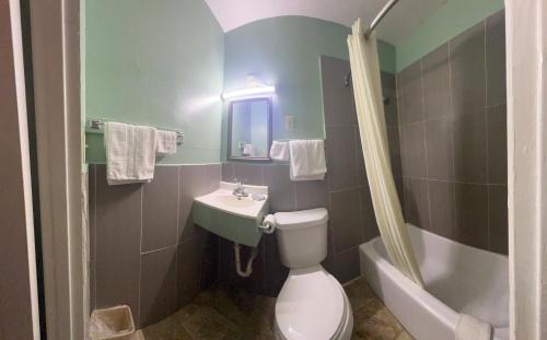 Town & Country Motel – Sioux City, IA