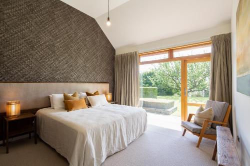 Kāinga Rua by Sotheby's Luxury Rental Homes - image 13
