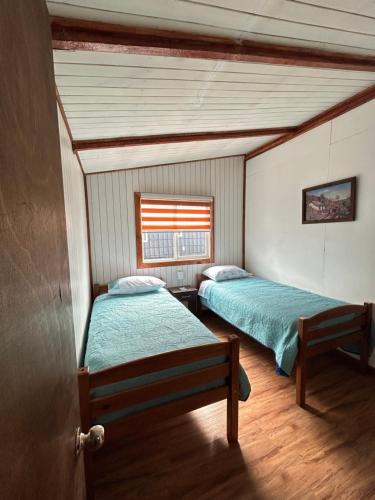 Single Bed in Mixed Dormitory Room