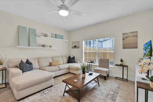 CAP8859, Kissimmee