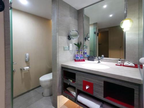 Collection Deluxe Double Room image 2