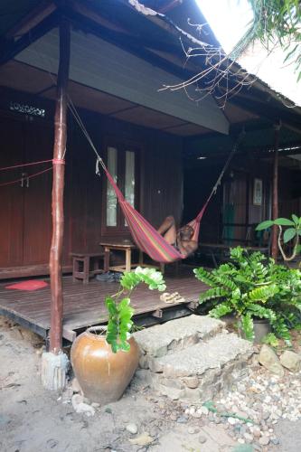 Tropical Hostel in Ko Phi Phi