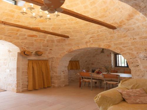 Trullo Filippo with pool near Ostuni