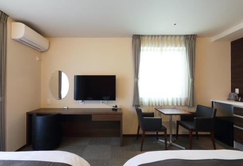 Hotel Promote Hiroshima - Tap to explore photos