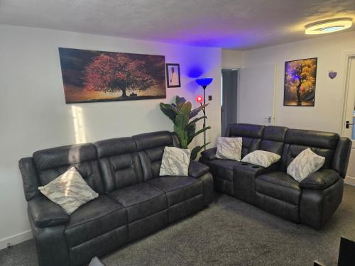 A cosy room with a king-sized bed & Netflix TV, Birmingham (zdjęcie 7)