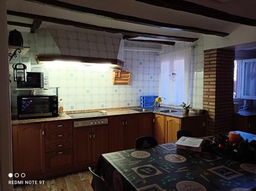 Casa Azafrán (Casa Azafran) in Torrijo del Campo