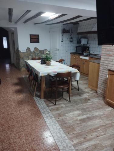 Casa Azafrán (Casa Azafran) in Torrijo del Campo