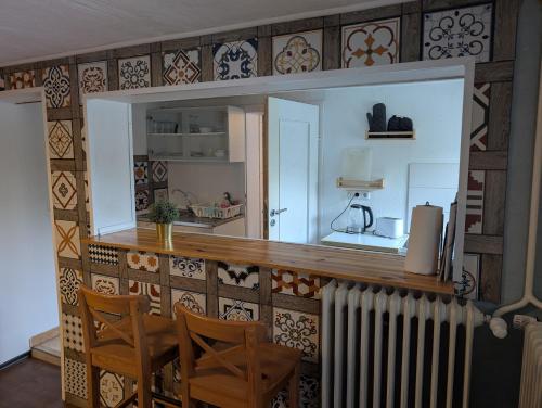 Ferienwohnung/Monteurwohnung am Badesee bei Kassel in 카셀