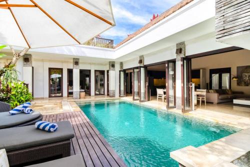 Three-Bedroom Villa image 1