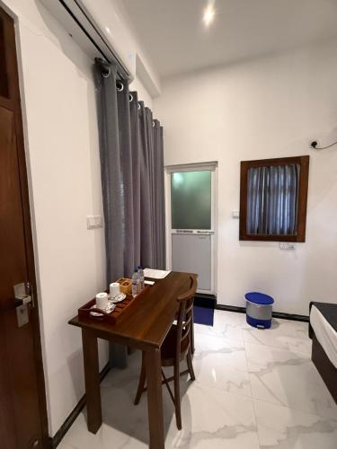 Standard Double Room image 1