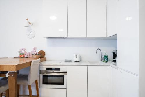 Dream Stay - Central 2-bedroom apartment with sauna in Tonismagi