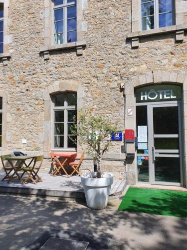 Brit Hotel Spa Le Connetable Hotel de charme Vildé-Guingalan
