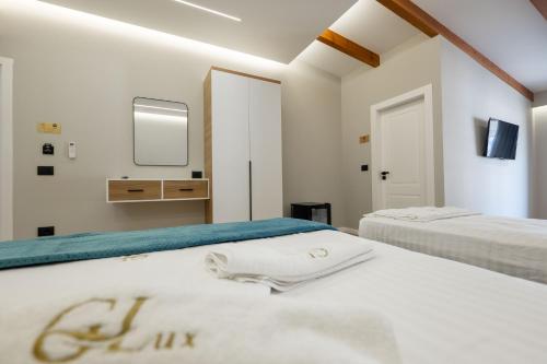 Family Room with Sea View image 7
