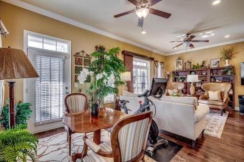 Landyns Beach House 312SB (Sleeps 10) - image 2