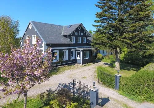 Ferienwohnung Villa Wagersrott - stilvoll, großzügig mit Sauna & großem Garten in Wagersrott, Deutschland