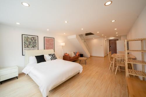 Shanghai Hills & Lotus Home Base near NECC & Hongqiao railway station suitable for Family&Business - Shanghai