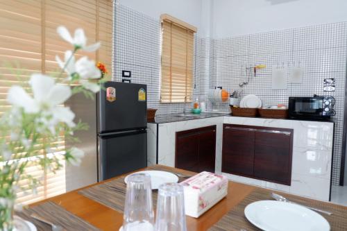 286poolvilla, Сураттхани (фото 3)