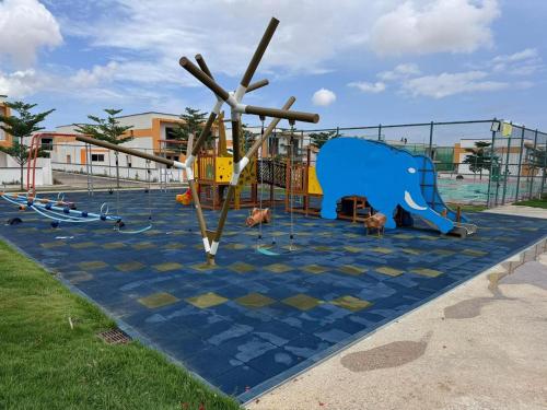 Luxury Escape Spacious Stay with Pool and Terrace