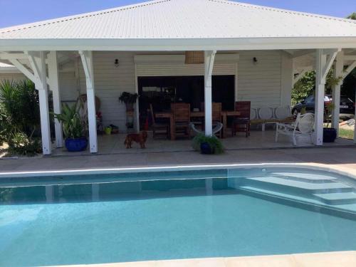 Villa bonheur a la creole