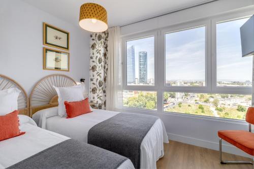Apartamento Cercano las 4 torres - image 13