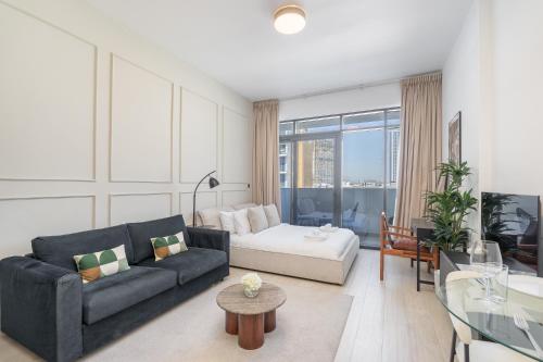 Dubai Studio - Trendy Interiors - City Views, Dubai