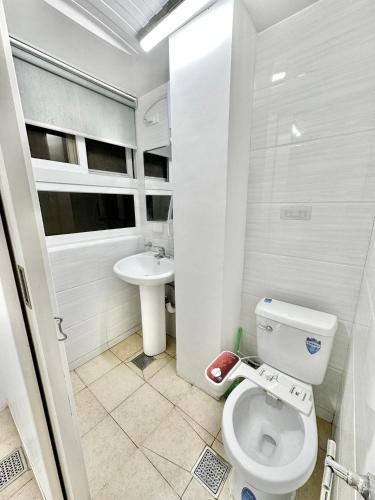 Zenmnist Properties - Two Bedroom dlx, Baguio (foto 6)