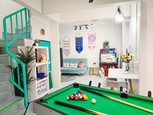 Dream Moon Home, Arcade Games machine, netfilx, majong , 60" TV Dream Moon Home, Arcade Games machine, netfilx, majong , 60" TV