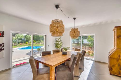 Facilities, 838 Villa Larissa in Caleira