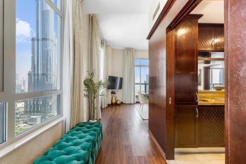 Durrani Homes-Alluring 5BR Penthouse Burj View - image 12
