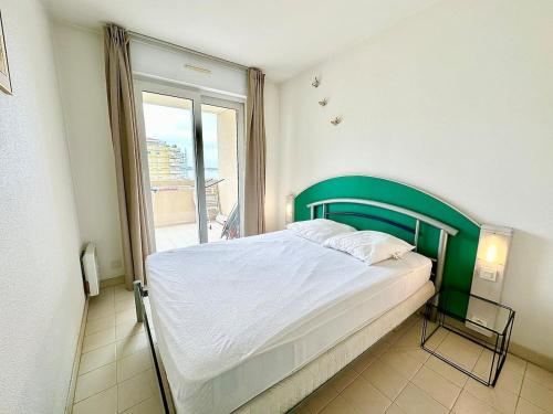 Facilities, Appartement 1 chambre Vue mer piscine parking in Avenue de Cannes